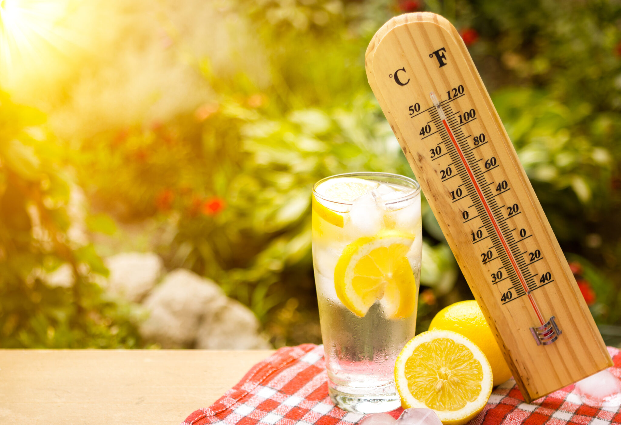 Prognoza meteo, 24 iulie. Valul de caniculă strivește aproape toată România. Zonele în care va fi fierbere mare