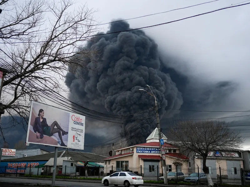 Odesa, aflată la doar 5 ore de România, bombardată zi de zi de Rusia. Putin vrea acces la Gurile Dunării